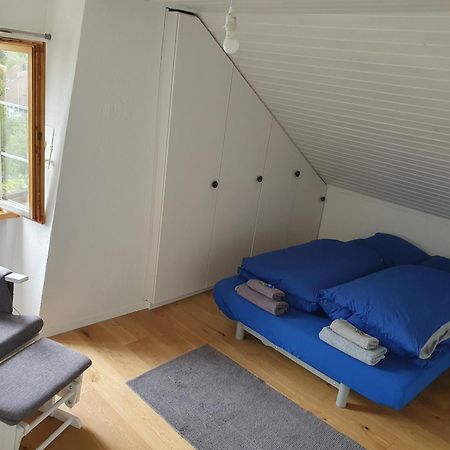 3 Bedroom Swiss House On 3 Floors Oberglatt Zimmer foto