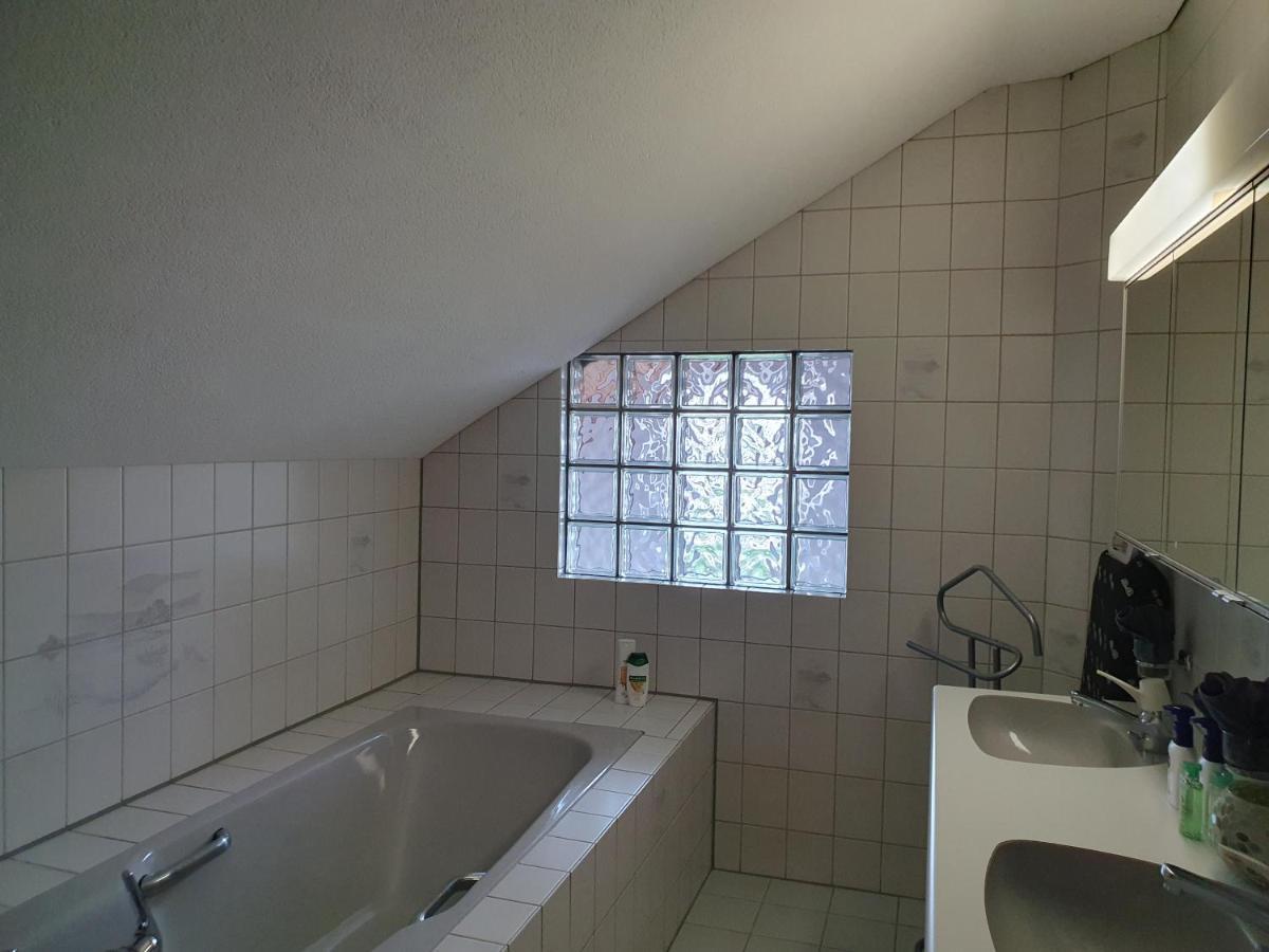 3 Bedroom Swiss House On 3 Floors Oberglatt Exterior foto
